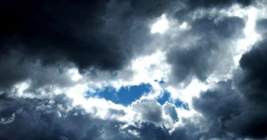 PROGNOZA METEO: ploi și vânt în majoritatea regiunilor