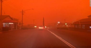 IMAGINEA APOCALIPSEI în Australia: Cer roșu ca sângele - 2