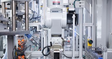 Stire din Tehnologie : Reciclare robotizată! Apple vrea să devină producător "cu buclă închisă"