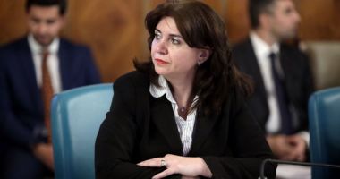 Stire din Social : Continuă duelul Ministerul Educației vs. Consiliul Elevilor. Vezi ultimele declarații!