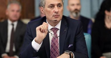 Stire din Politică-Administrație : FRISOANE LA INTERNE! Vezi ce are de gând ministrul Vela!