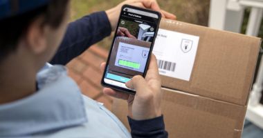 Stire din Tehnologie : AVIZ AMATORILOR! Samsung și-a anunțat noul smartphone Galaxy