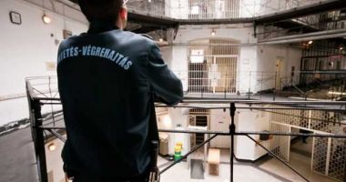 Stire din Actualitate : În Ungaria se poate: fără compensații pentru deținuți!