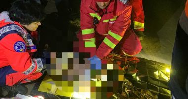 Stire din Eveniment : A căzut în canalul de apă caldă. Eforturile salvatorilor au fost în zadar