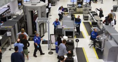 Stire din Actualitate : Cu ce se mai împușcă americanii… MII DE ARME confiscate în aeroporturi!