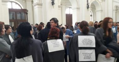 Stire din Eveniment : Grevă de două ore în Justiție. Vezi motivul!