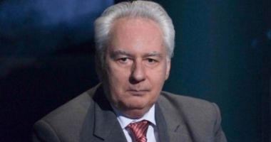 Stire din Cultură-Educație : Istoricul Lucian Boia, decorat de președintele Ungariei
