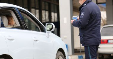 Stire din Eveniment : Cu fiul în portbagaj! Femeie oprită la frontieră