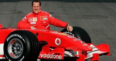 Stire din Sport : Poze cu Michael Schumacher, la vânzare. Vezi prețul!