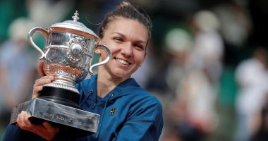 Stire din Sport : Simona Halep, favorita caselor de pariuri la câștigarea Roland Garros!