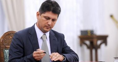 Stire din Politică-Administrație : Titus Corlățean, desemnat președinte interimar al Senatului