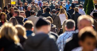 Stire din Social : Majoritatea românilor sunt optimiști privind perspectivele anului 2020