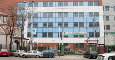 Stire din Eveniment : INTERNAT LA URGENȚĂ! Copil paralizat după o vizită la stomatolog