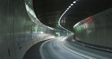Stire din Eveniment : Investiție de peste un miliard de lei pentru CEL MAI LUNG TUNEL DIN ȚARĂ
