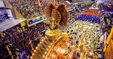 Stire din Actualitate : Începe Carnavalul de la Rio! 2 milioane de oameni vor dansa pe străzi