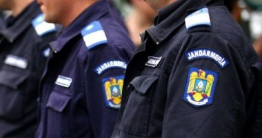 Stire din Eveniment : Prins de jandarmi, azi-noapte, după ce a furat un scuter