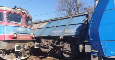 Stire din Eveniment : CIOCNIRE PE CALEA FERATĂ! Traficul în zonă a fost redirecționat