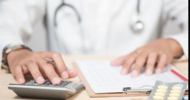 Stire din Social : Coplata în sistemul sanitar privat, amânată cinci ani