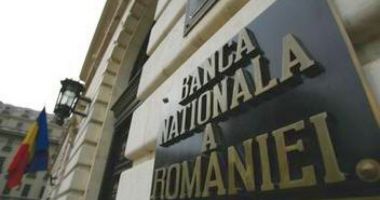 Stire din Economie : Cardurile de credit, tot mai folosite în tranzacții
