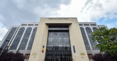 Stire din Eveniment : Alertă în sala de judecată! Inculpat suspect de coronavirus