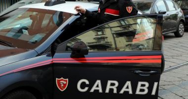 Stire din Eveniment : Hoț român, prins în flagrant la Roma. Vezi cum a încercat să scape de polițiști!