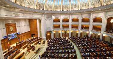 Stire din Social : Propunere legislativă: zile libere pentru părinți