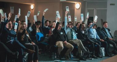 Stire din Cultură-Educație : Consiliul Național al Elevilor: Suspendarea cursurilor nu este o vacanță!