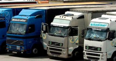 Stire din Eveniment : Peste 30% dintre șoferii de tir refuză să plece în cursă