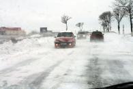 Stire din Eveniment : Șoferii care circulă fără cauciucuri de iarnă nu vor fi despăgubiți de asiguratori