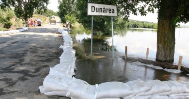 Debitul fluviului Dunărea este în scădere - 2