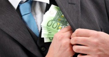 Stire din Cetățenești : De câte ori pe lună se plătește salariul