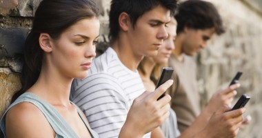 Stire din Social : Cum își caută tinerii de muncă