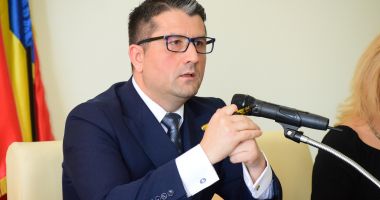 Stire din Politică-Administrație : Consilierii locali, convocați în ședință de primarul Decebal Făgădău. Ce cluburi sportive ar urma să primească bani