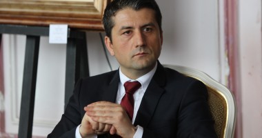 Stire din Politică-Administrație : Viceprimarul Decebal Făgădău, candidat la șefia PSD Constanța