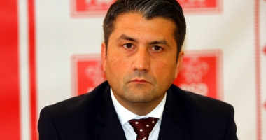 Stire din Eveniment : DEMITERI PE BANDĂ RULANTĂ! Făgădău dă afară șefii din Primăria Constanța