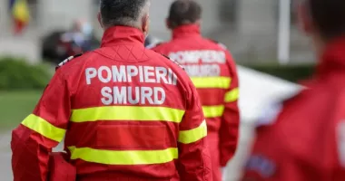 Stire din Eveniment : Tragedie pe șosea. Tatăl a fost proiectat prin geam și a murit sub ochii soției și ai fiicei
