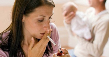 Stire din Diverse : De ce este interzis fumatul  și în absența copilului