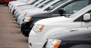 Stire din Politică-Administrație : ARD cere Guvernului să renunțe la cumpărarea mașinilor de lux
