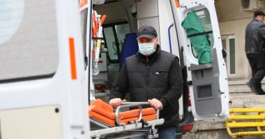 Stire din Sănătate : Primul deces cauzat de gripa porcină. Care este situația la Constanța