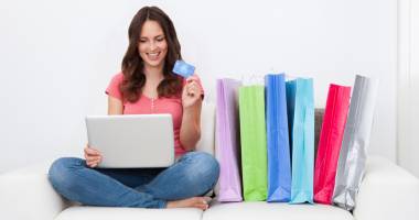 Stire din Social : De ce să vă feriți atunci când faceți cumpărături online, de Black Friday
