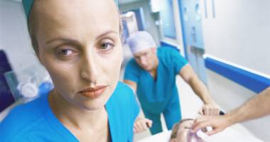 Stire din Sănătate : De ce iau medicii și asistentele bătaie de la pacienți?