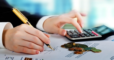 Stire din Economie : Declararea și plata impozitului specific se fac până la 25 iulie 2017