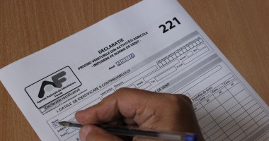 Stire din Economie : În atenția fermierilor: a fost prelungit termenul de depunere a formularului 221