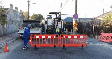 Stire din Social : Restricţii de trafic în cartierul Km 4-5. Se decopertează carosabilul