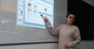 Stire din Cultură-Educație : „De Crăciun, fii mai bun și la matematică”. Activitate inedită la Colegiul Naţional Militar