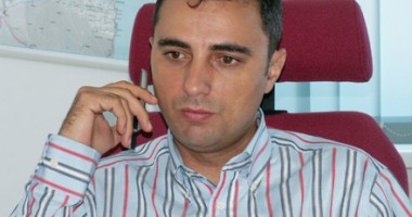 Stire din Politică-Administrație : "Tusac vrea să își rezolve traumele psihice pe banii mei"