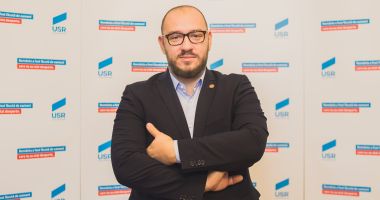 Stire din Politică-Administrație : Deputatul USR Silviu Dehelean solicită corectarea Legii Curţii Constituţionale