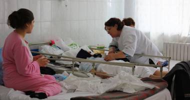 Stire din Sănătate : Cardul de sănătate, obligatoriu în spitale, la medic și în farmacii