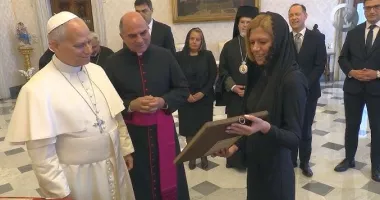 Stire din Actualitate : Delegație bulgară condusă de președinta Parlamentului, primită de papa Leon al XIV-lea