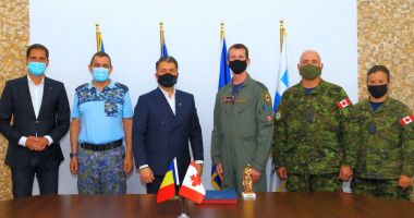Stire din Politică-Administrație : Delegație a Forțelor Aeriene Regale Canadiene, vizită la Primăria Constanța